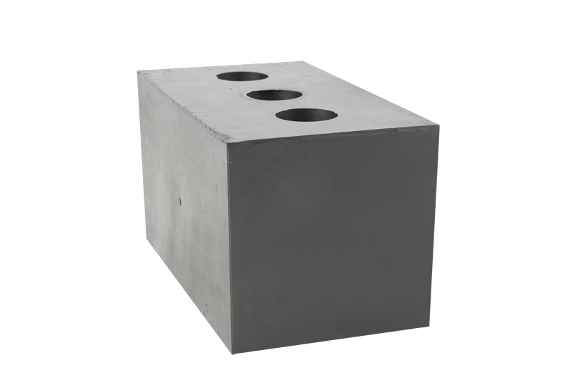 Rubber block for universal use on scissor lifts dimensions 180 x 100 x 100 mm